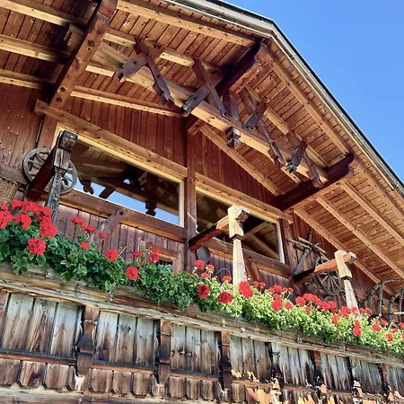 Ban Broesign Tatil Evi